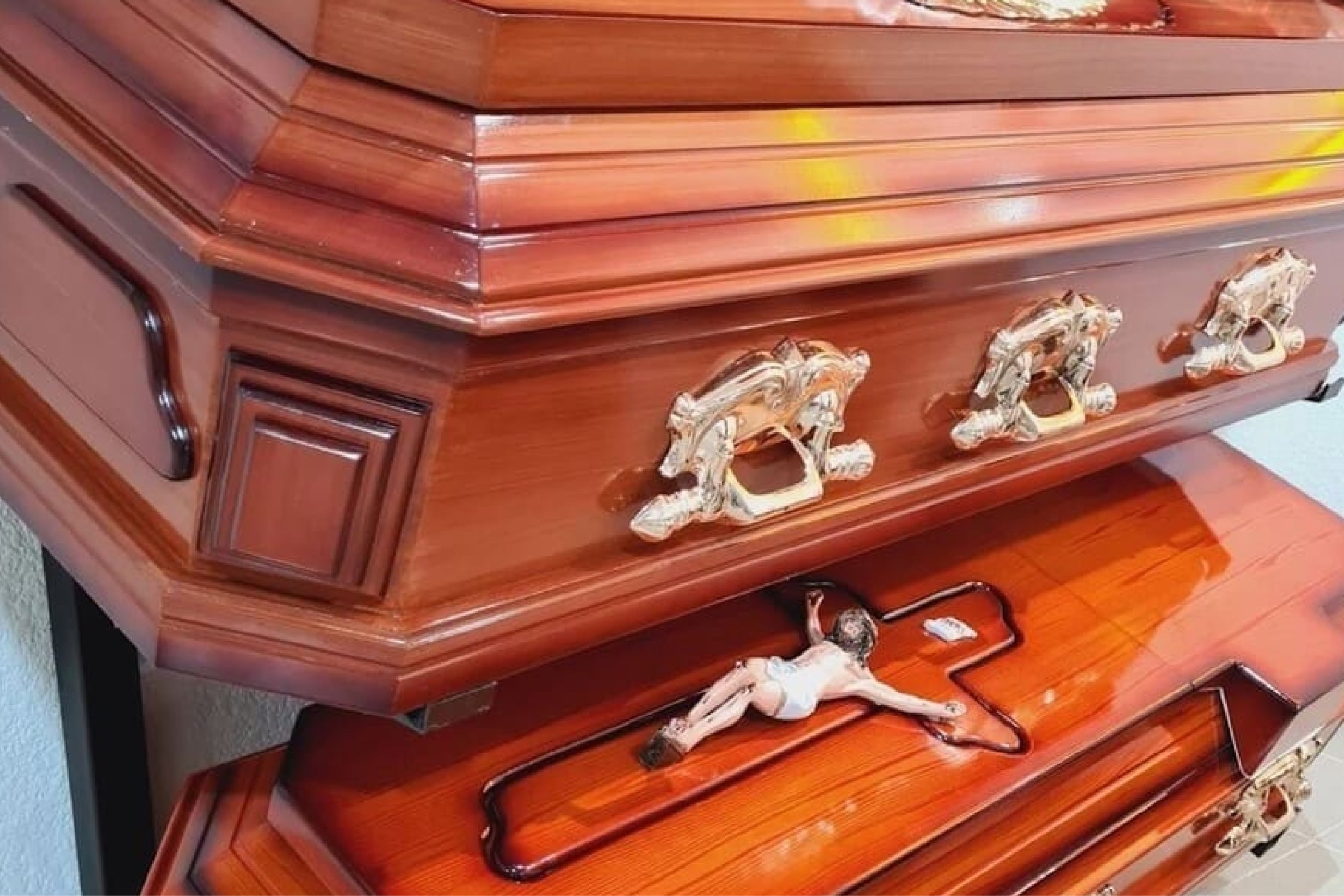 Féretros - Funerarias Santa Fe